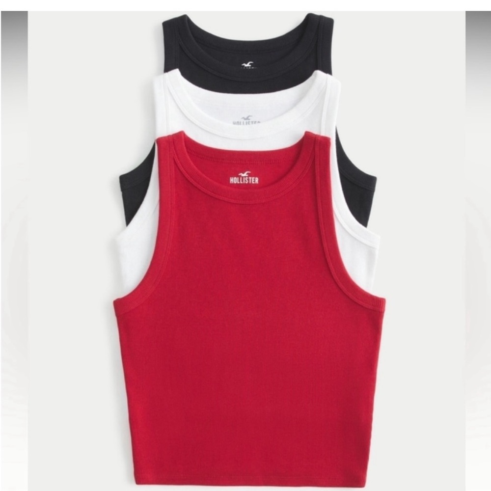 NWT Hollister Ribbed High-Neck Tank 3-
Pack Size Large In Black White Red